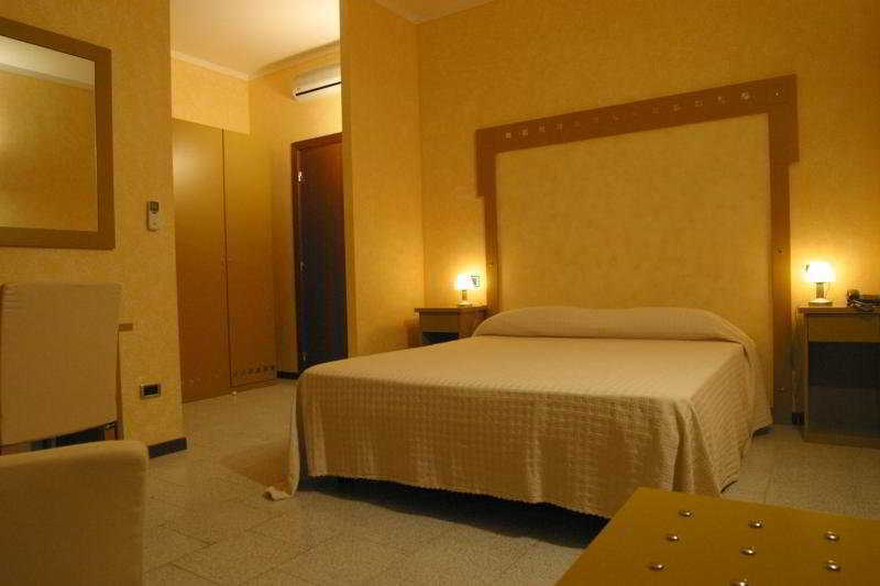 Hotel Aquamaris Sala Baganza Exterior foto
